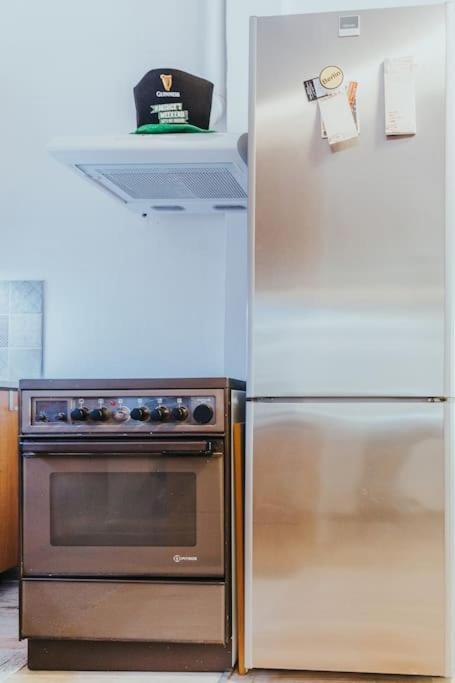 Renovated, Open And Functional Old City House 이라클리온 외부 사진